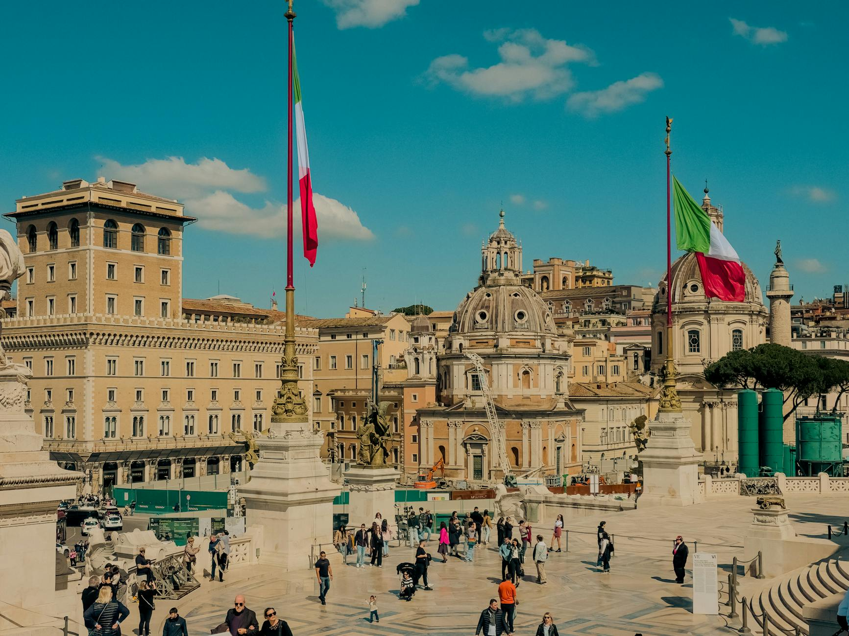 Italian Words That Look English (But Aren’t)